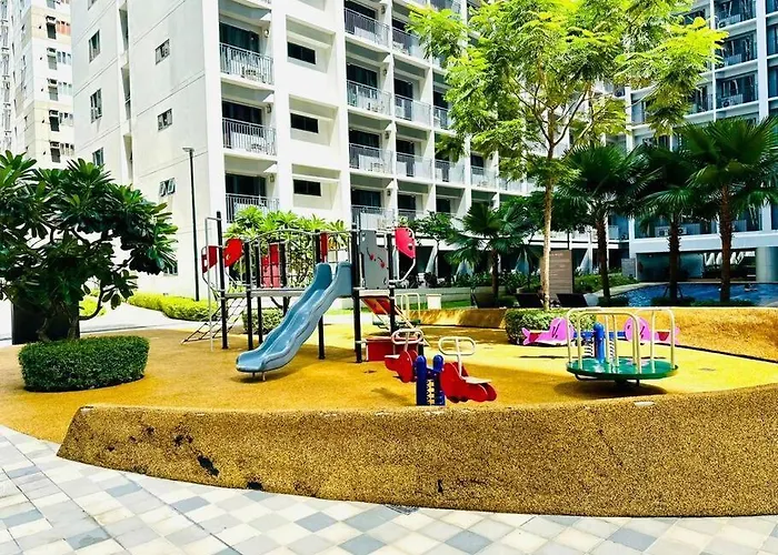 Apartment Cozy 1br At Shore 2 With Balcony Manila